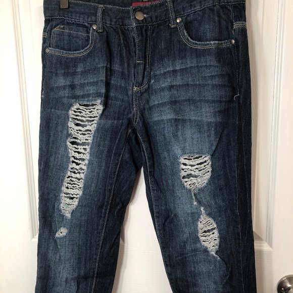 Forever 21 Distressed Cotton Capri Jeans - Picture 3 of 5